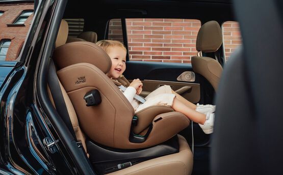 Britax Römer ADVANSAFIX PRO vista laterale
