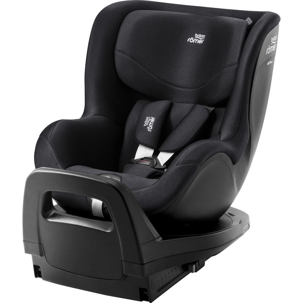 Britax Dualfix Pro M vista di tre quarti su base rotante